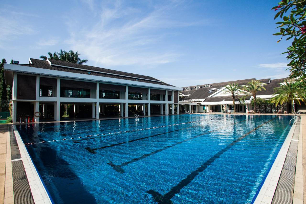Rpgc Garden Hotel Ipoh Bagian luar foto
